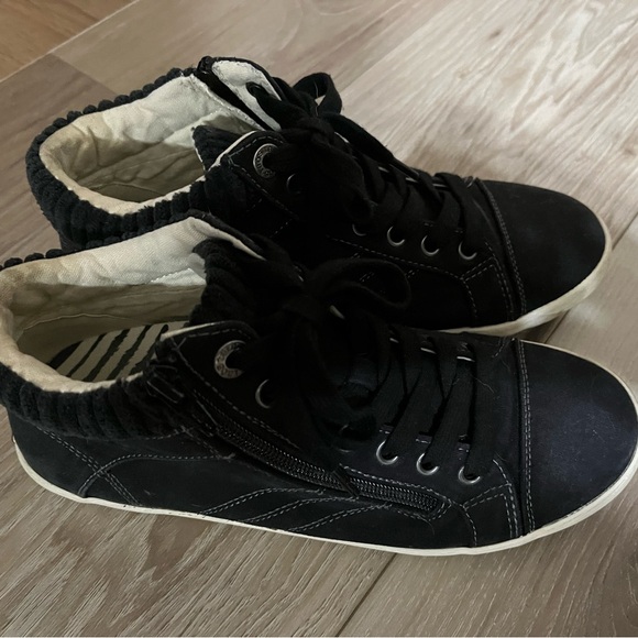 Taos Startup Sneaker size 7.5 - Picture 2 of 6